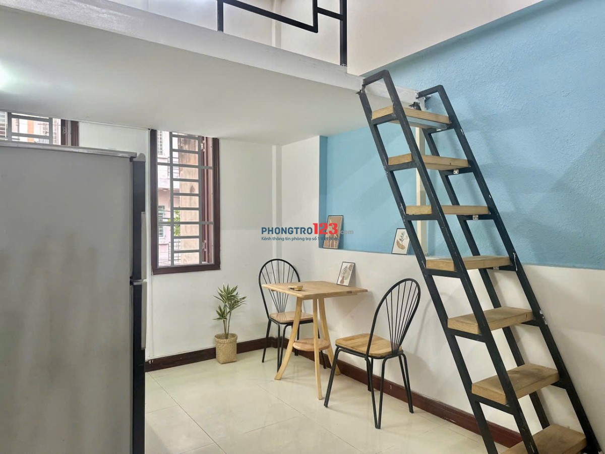 PHÒNG CÓ GÁC – CỬA SỔ THOÁNG MÁT – FULL NỘI THẤT Ở PHAN VĂN SỬU, P.13, GẦN ETWON , SÂN BAY