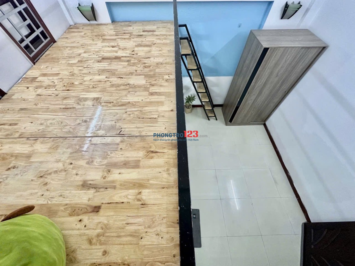 PHÒNG CÓ GÁC – CỬA SỔ THOÁNG MÁT – FULL NỘI THẤT Ở PHAN VĂN SỬU, P.13, GẦN ETWON , SÂN BAY