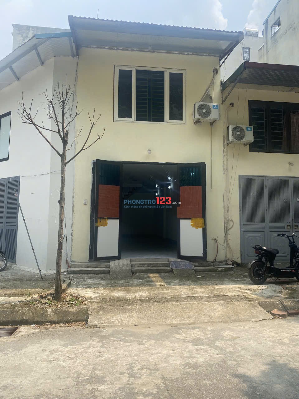 Cho thuê nhà liên kề để ở và có thể kết hợp kinh doanh online + văn phòng