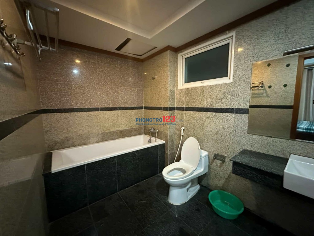 C/c Phan Xích Long, P2, Phú Nhuận: 89m2 - 3p ngủ, NT, 14tr/th