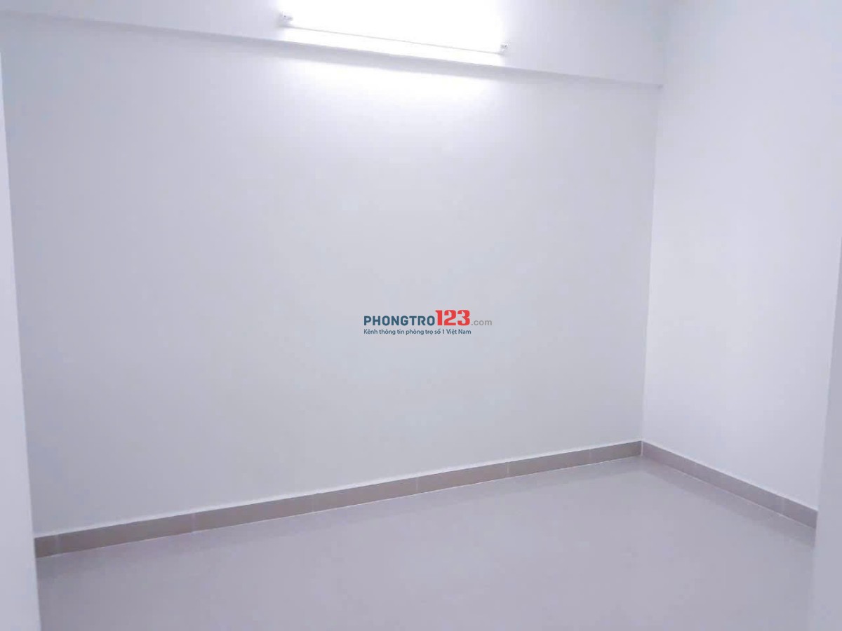 C/c Bàu Cát, Tân BÌnh căn 2p ngủ, không nội thất, 9.6tr