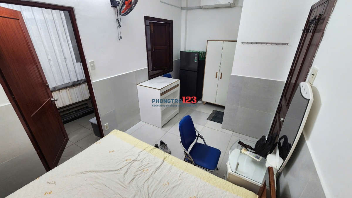 CHO THUÊ PHÒNG LẦU 2, NHÀ PHỐ HẺM RỘNG, KHU VĂN MINH - HẺM CÓ 2 TT PICKLEBALL