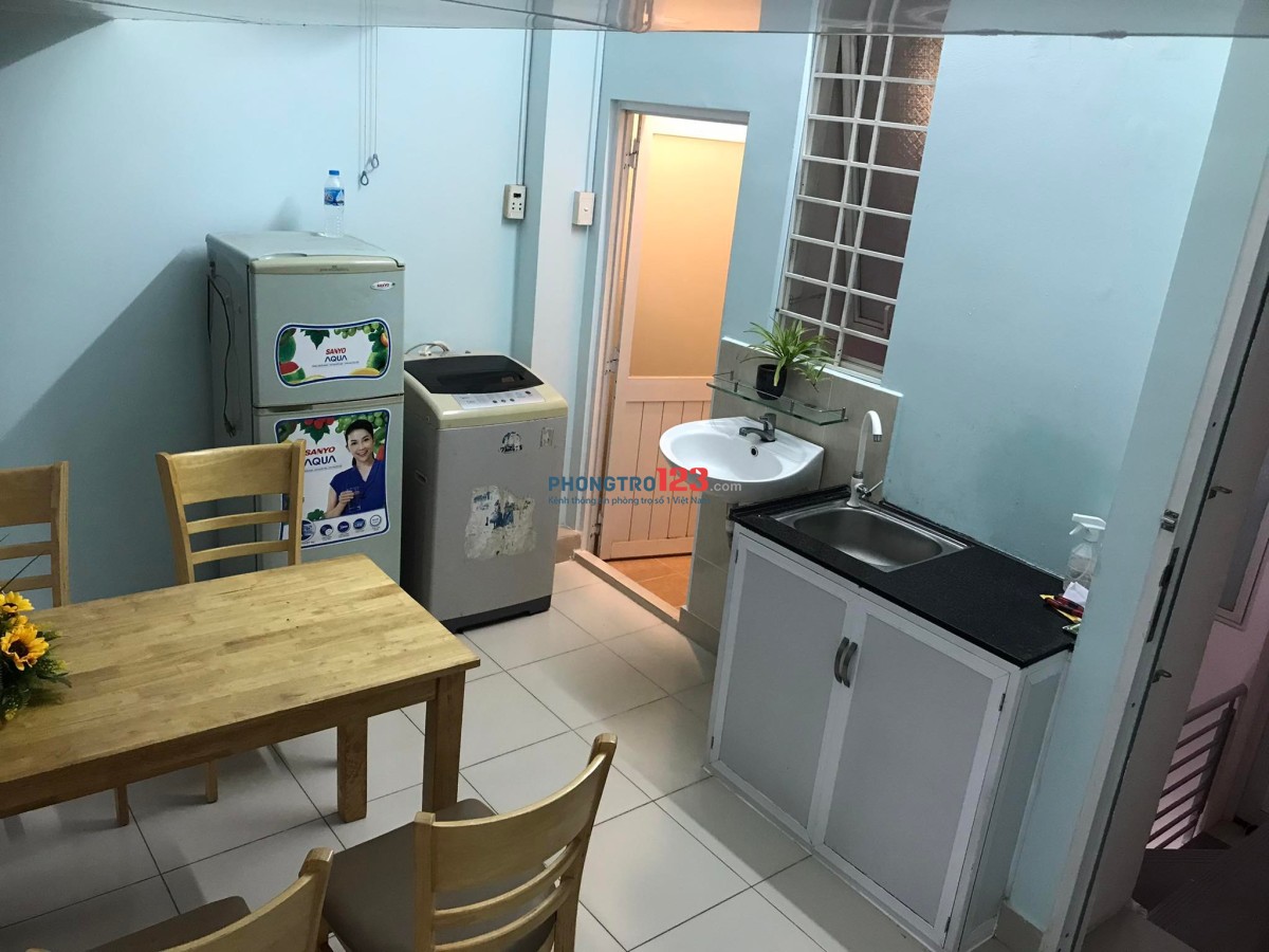 PHÒNG TRỌ 2 PHÒNG NGỦ, ĐẦY ĐỦ NỘI THẤT, CẠNH CHỢ HOÀNG HOA THÁM, KHU BÀU CÁT, ETOWN. CỘNG HOÀ