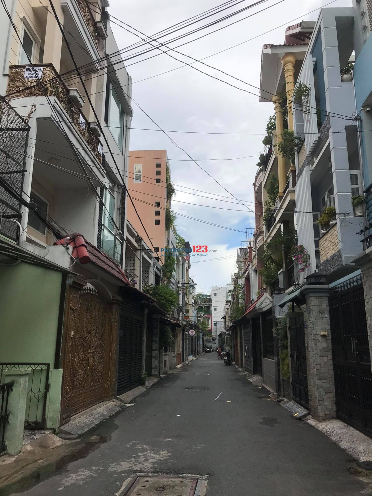 PHÒNG TRỌ 2 PHÒNG NGỦ, ĐẦY ĐỦ NỘI THẤT, CẠNH CHỢ HOÀNG HOA THÁM, KHU BÀU CÁT, ETOWN. CỘNG HOÀ