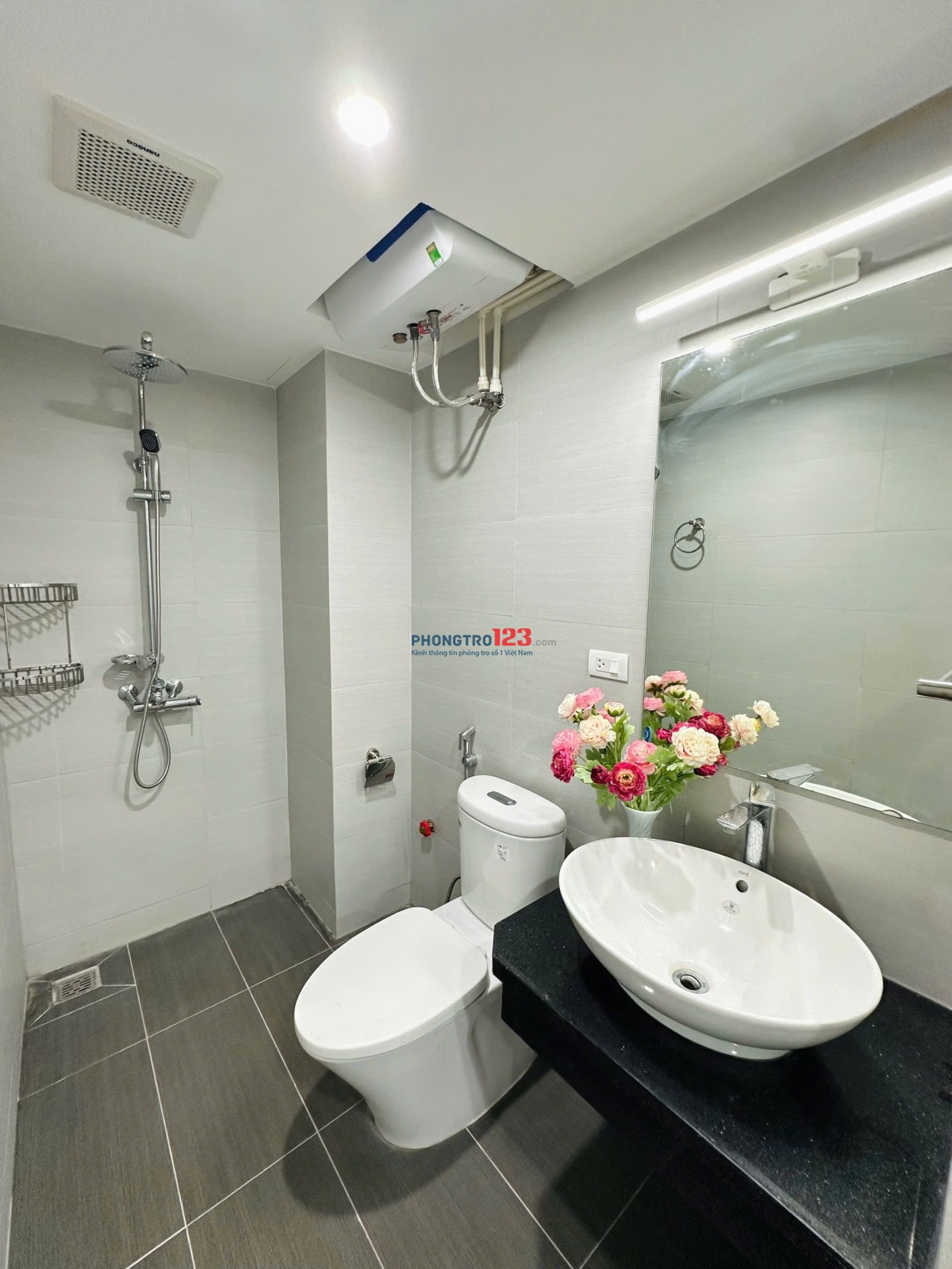 Căn hộ 2 ngủ 1 khách siêu đẹp giá rẻ tại Đống Đa