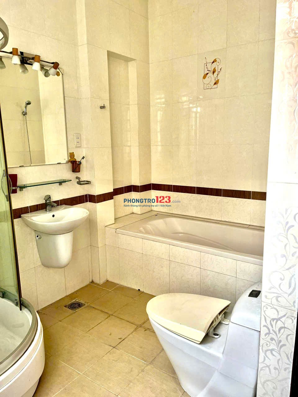 CHO THUÊ PHÒNG GIÁ RẺ TẠI PHƯỜNG 7 QUẬN 8 , CHỈ XÁC VALI VÀO Ở ĐÃ CÓ ĐẦY ĐỦ RA VÀO KHÓA VÂN TAY