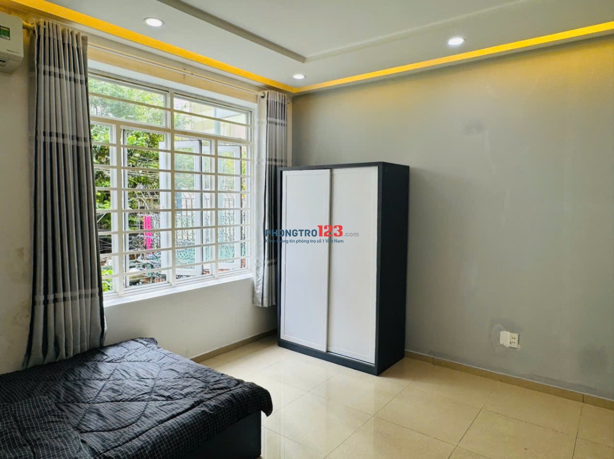  Tiện đi Sân Bay Tân Sơn Nhất - Vòng Xoay Lăng Cha Cả - Ngã Tư Phú Nhuận - Công viên Gia Định.