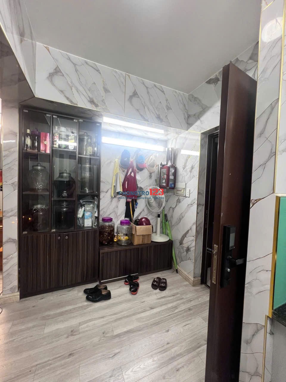 Chung cư Nguyễn Văn Đậu, P5, BT: 3p ngủ, 95m2, có NT, 14tr/th