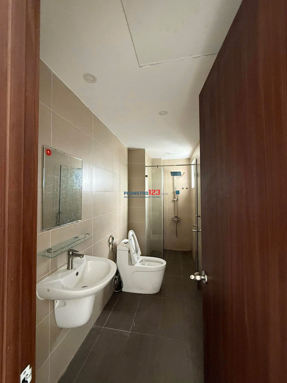 Carillon 2,Trịnh Đình Thảo,Tân Phú căn 3p, 2wc chỉ 10,5tr