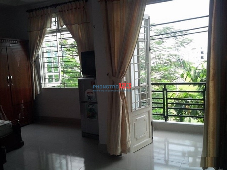 Cho thuê phòng trọ sang trọng, cao cấp diện tích 25m2, đầy đủ tiện nghi gần sân bay TSN