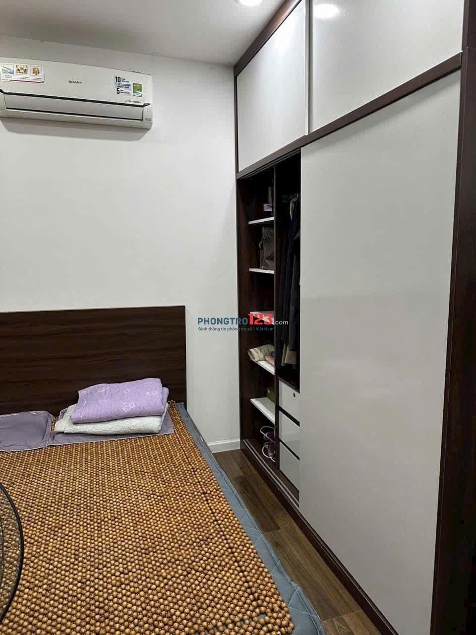 Cho thuê chung cư Screc, Trường Sa, Q3: 80m2, 2pn, 2wc, NT 13tr/tháng
