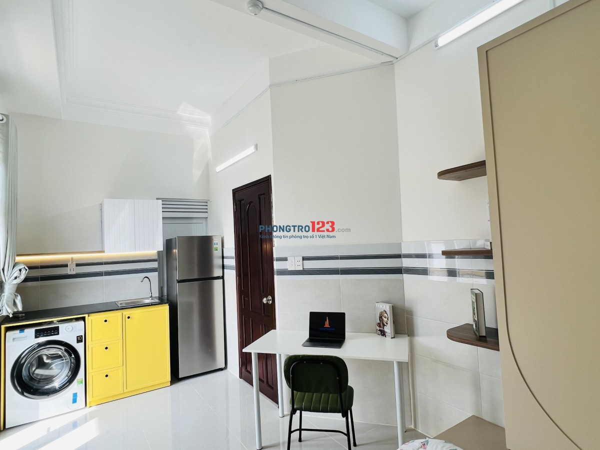 STUDIO VỚI BAN CÔNG SIÊU THOÁNG MÁT NẰM NGAY ĐƯỜNG ĐẶNG THUỲ TRÂM, BÌNH THẠNH GẦN VĂN LANG CƠ SỞ 3