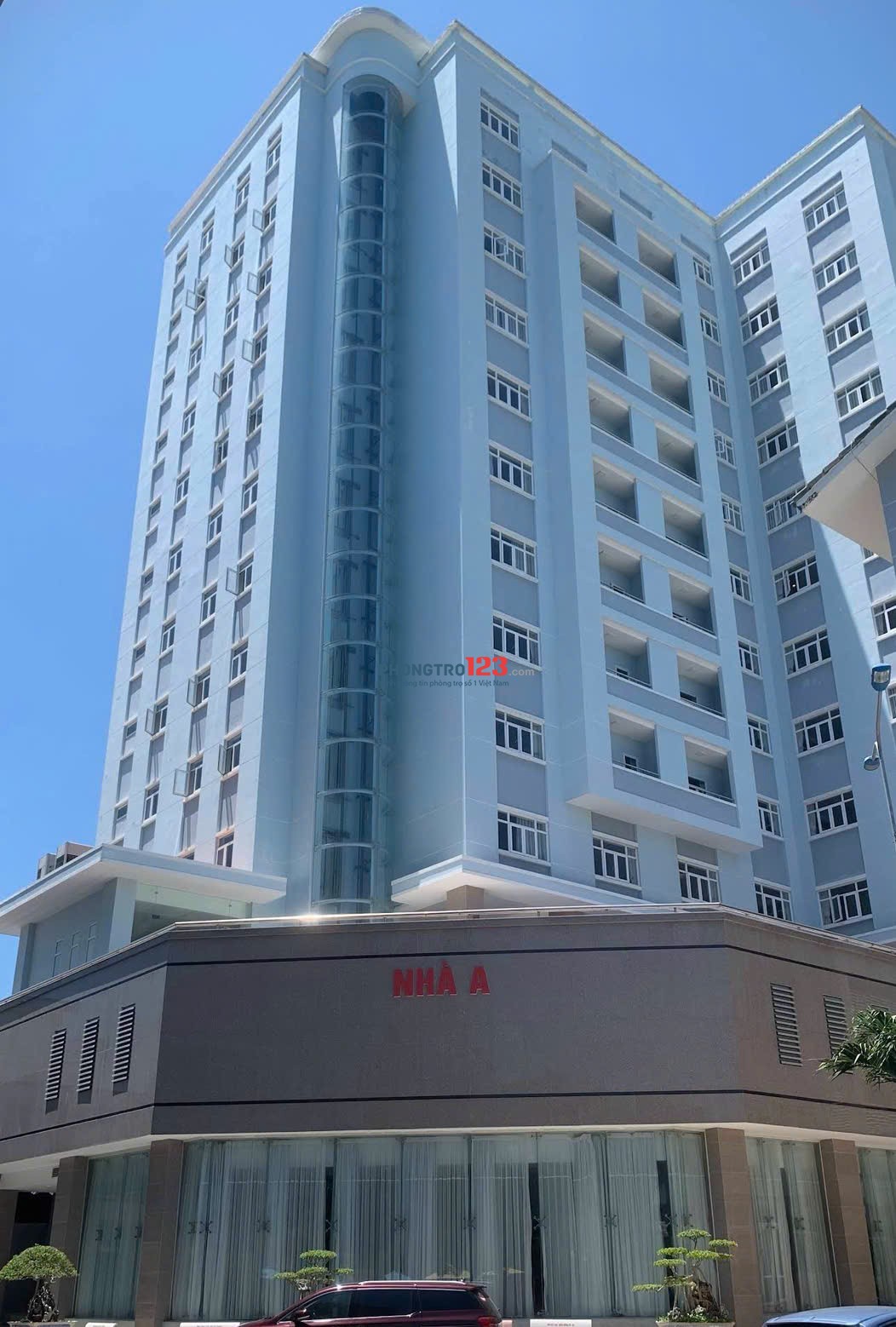 Cho thuê phòng khách sạn 4 sao sát biển giá cực rẻ tại Nha Trang giá từ 3,6 triệu