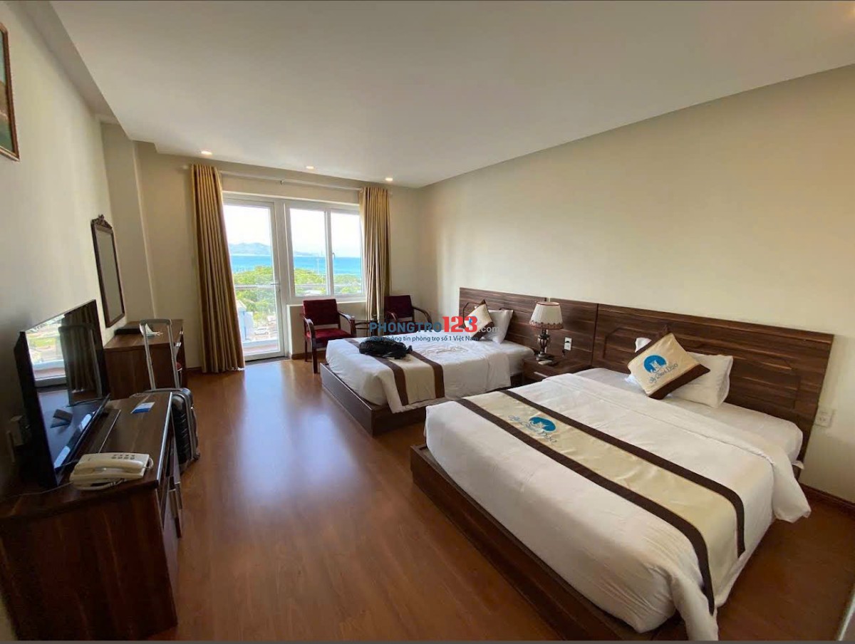 Cho thuê phòng khách sạn 4 sao sát biển giá cực rẻ tại Nha Trang giá từ 3,6 triệu