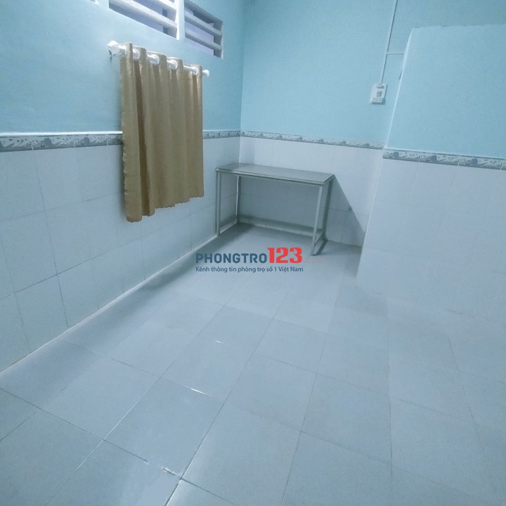Phòng trọ đường Dương Quảng Hàm - Q.Gò Vấp, 18m2, giá 1.900.000đ/tháng