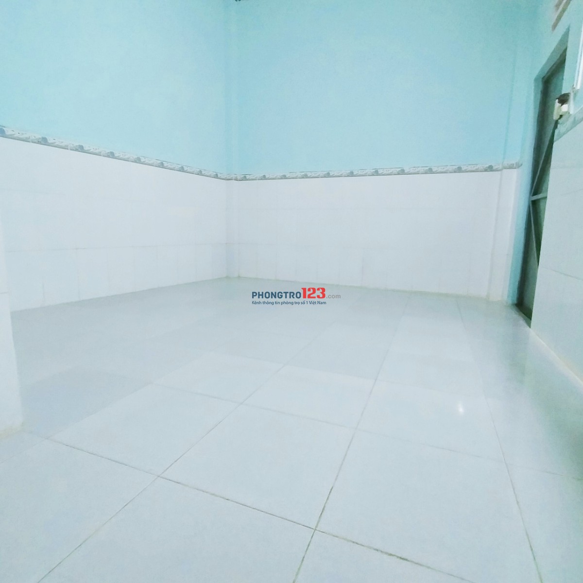 Phòng trọ đường Dương Quảng Hàm - Q.Gò Vấp, 18m2, giá 1.900.000đ/tháng
