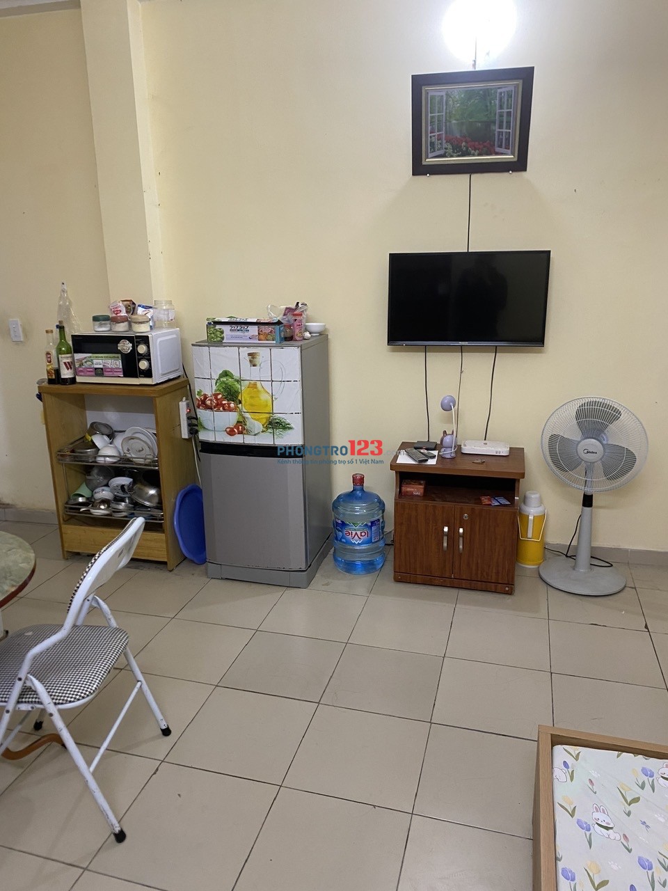 Cho nữ thuê (share) phòng trọ đẹp 20m2 trong CCMN phố Định Công, Hoàng Mai, 1,5tr full nội thất