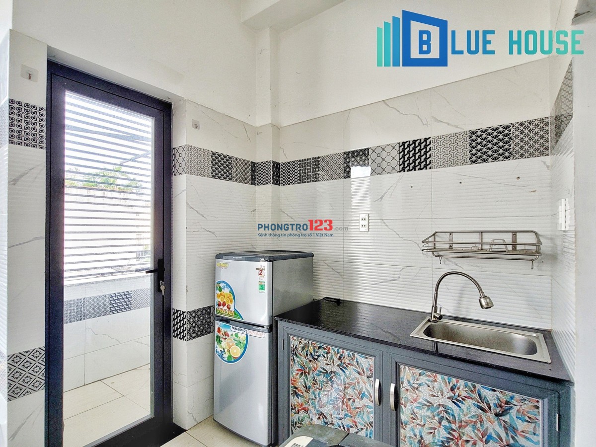PHÒNG STUDIO BAN CÔNG CỬA KÍNH CỰC CHILL