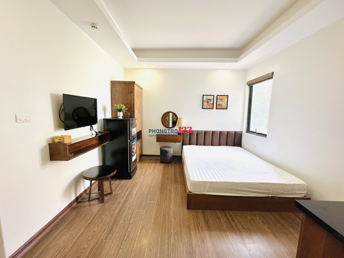 Giảm giá 10% tháng khai trương, miễn phí dịch vụ đối với khách đóng 3 tháng 1