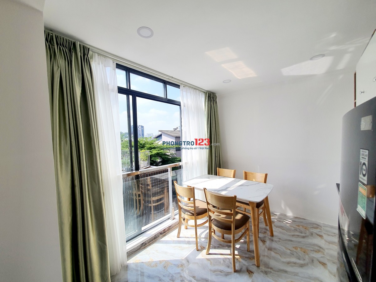 STUDIO FULL NỘI THẤT VỚI BAN CÔNG LỚN NGAY LÊ VĂN DUYỆT – GẦN CHỢ BÀ CHIỂU, BÌNH THẠNH
