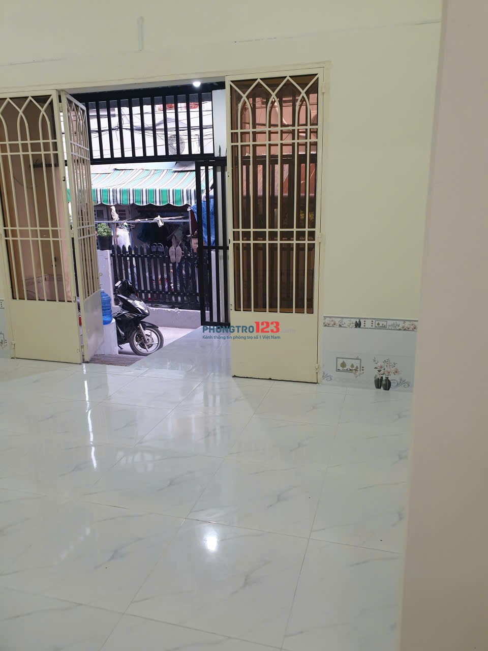 Chính chủ cho Nhà Nguyên Căn diện tích 5,5 x 14= 77mm2. Tổng diện tích 122m2
