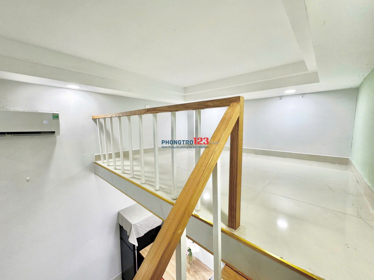 DUPLEX CỬA SỔ TRỜI FULL NỘI THẤT NGAY ĐẠI HỌC VĂN LANG