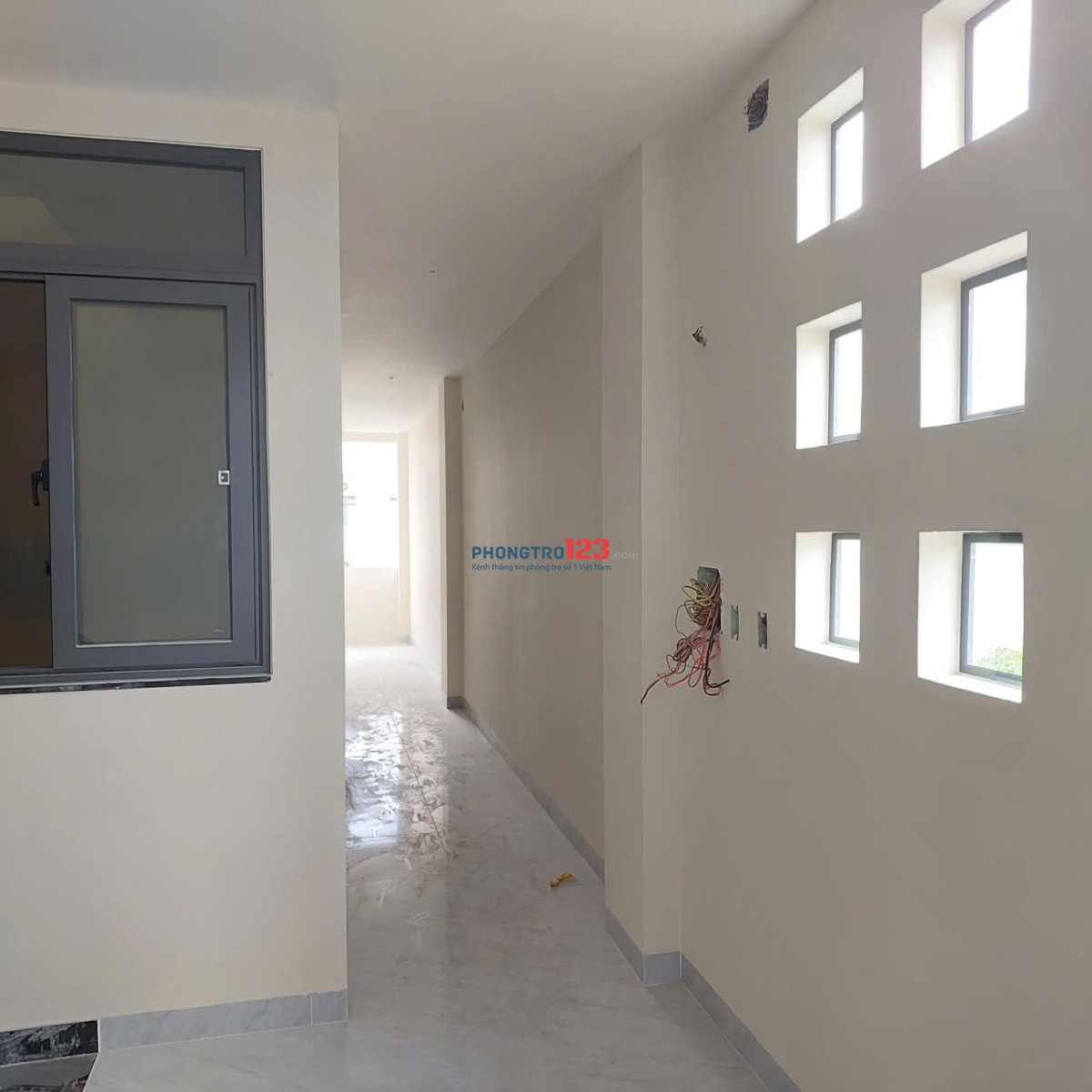 Phòng trọ gần ngã ba Đỗ Xuân Hợp, Liên Phường. Nhận phòng T11/2025