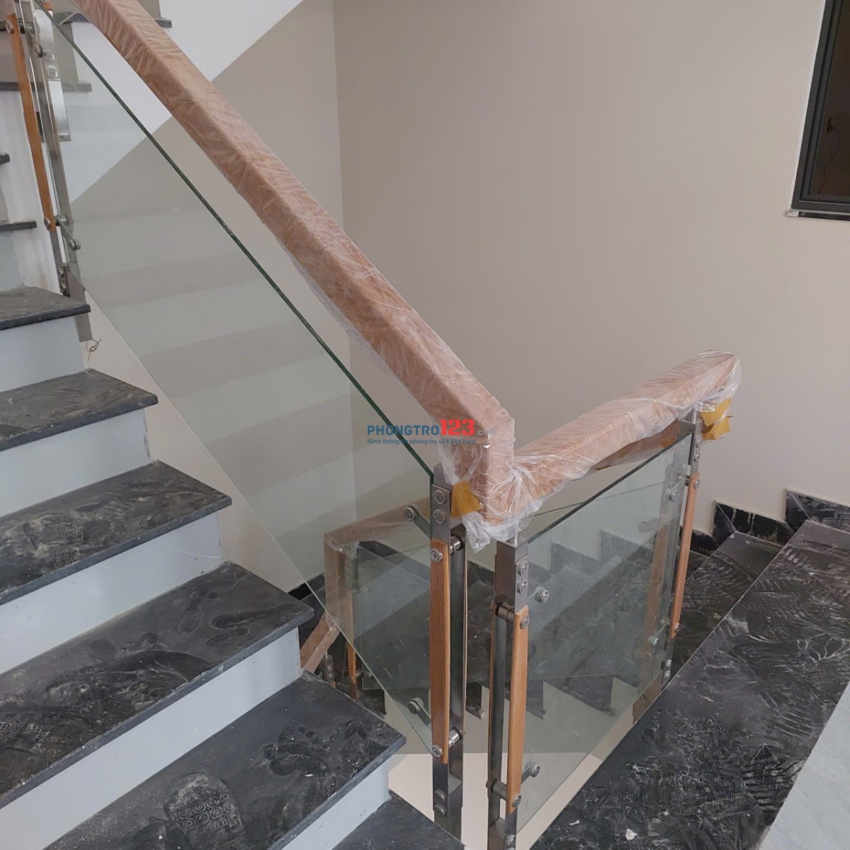 Phòng trọ gần ngã ba Đỗ Xuân Hợp, Liên Phường. Nhận phòng T11/2025