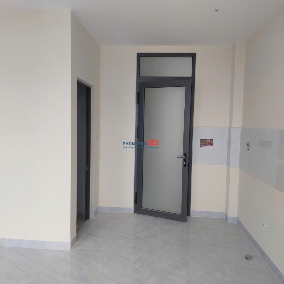 Phòng trọ gần ngã ba Đỗ Xuân Hợp, Liên Phường. Nhận phòng T11/2025