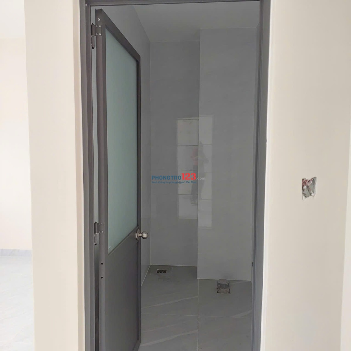 Phòng trọ gần ngã ba Đỗ Xuân Hợp, Liên Phường. Nhận phòng T11/2025
