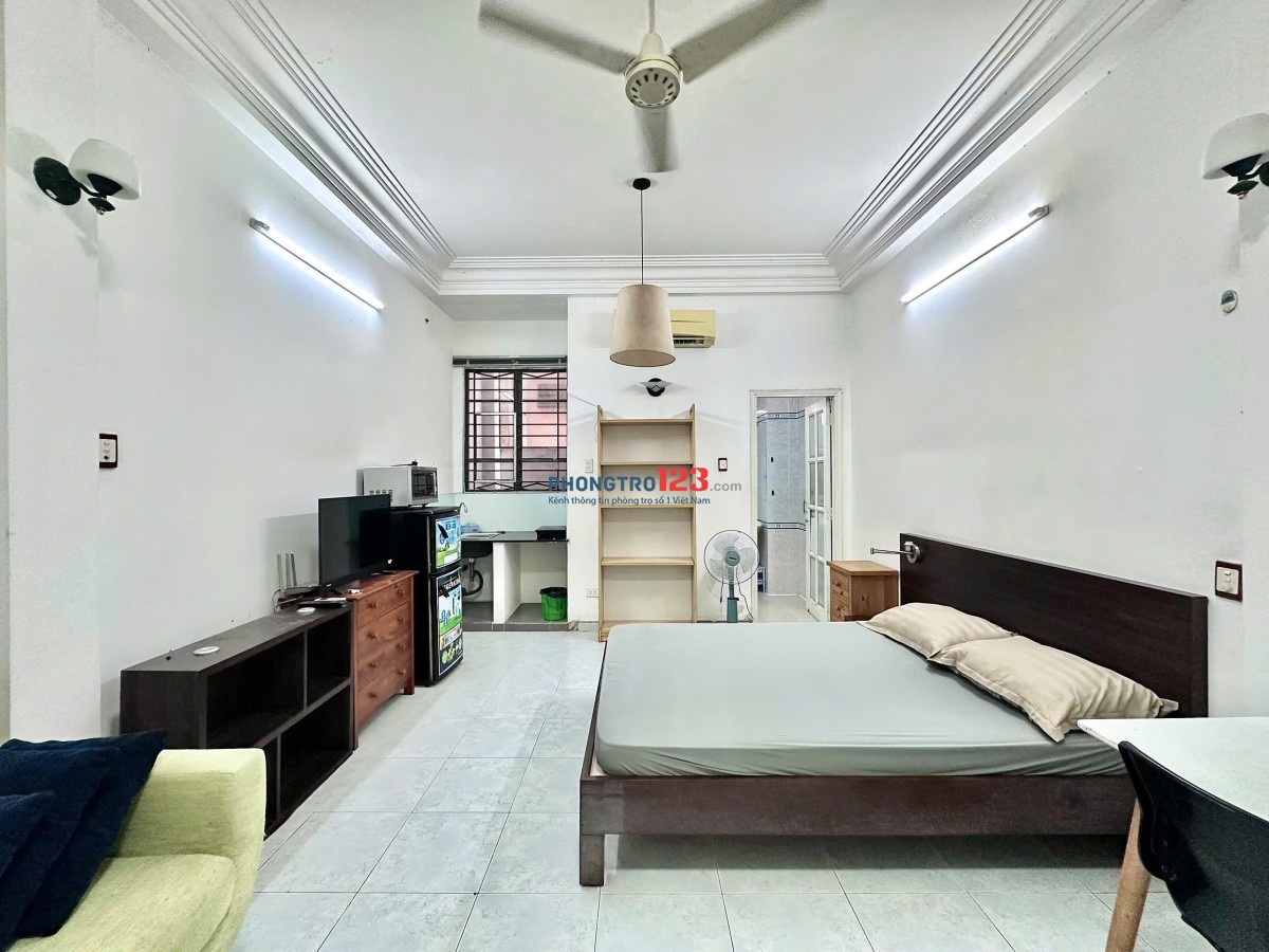 Cho thuê CHDV Hẻm NGuyễn Thị Minh Khai, 30m2 Full Nội Thất 1PN 6.3 tr