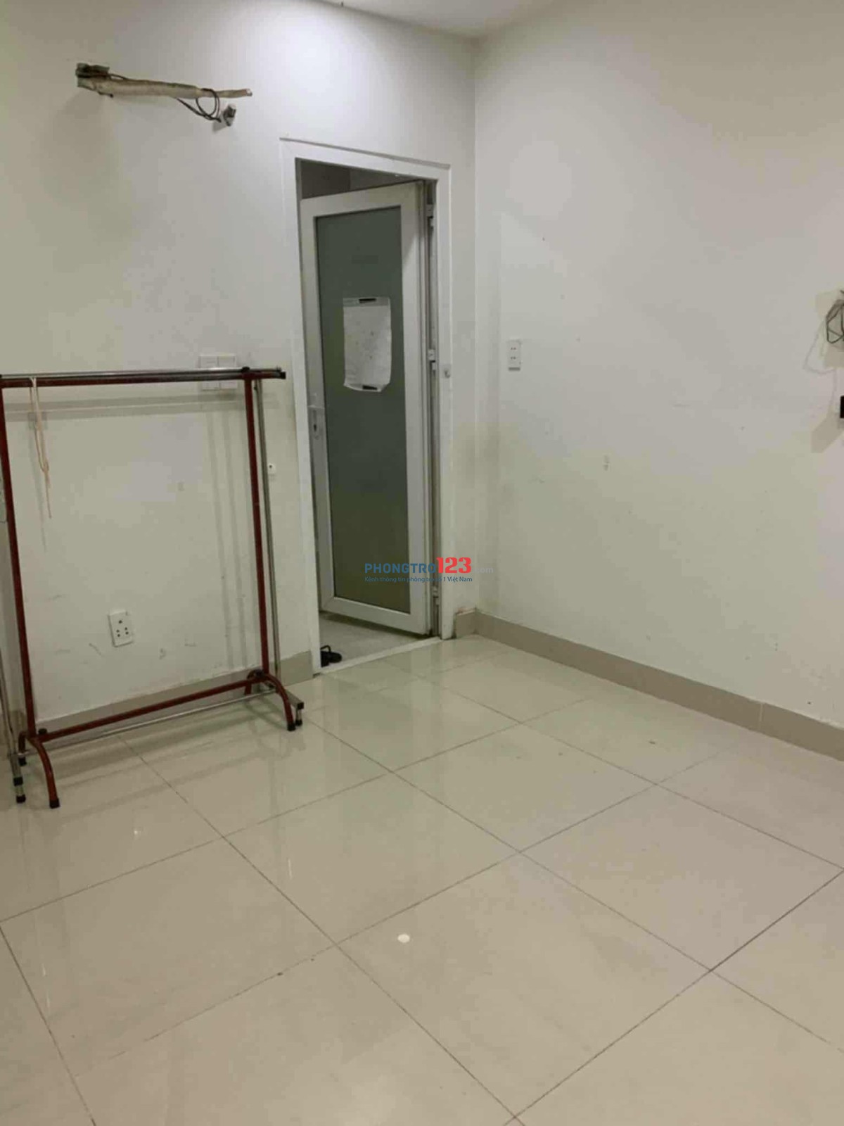 Tìm nữ sinh viên/nvvp ở ghép 1:1
