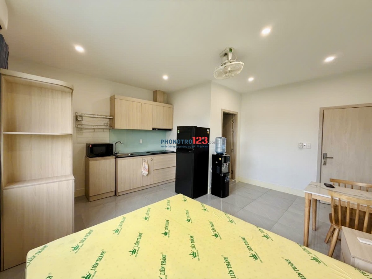Cho thuê phòng mới, Full nội thất xịn xò Bình Thạnh gần ngã tư hàng xanh, Học Viện Cán Bộ, Văn Lang