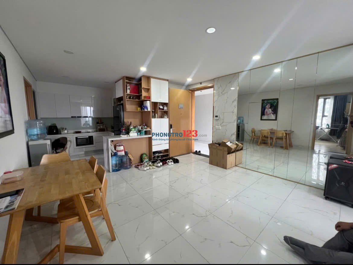 Satra Eximland Phú Nhuận căn 3PN, 2WC,135m2, NTCC giá 21tr