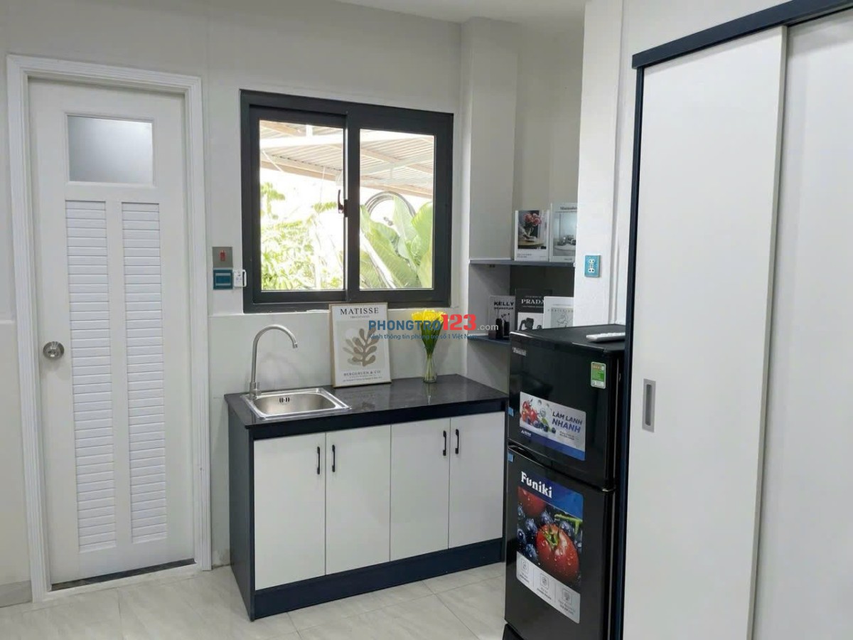 Cho thuê phòng mới, máy giặt riêng, siêu đẹp ở Cách Mạng Tháng 8 Quận 10 đối diện CV Lê Thị Riêng