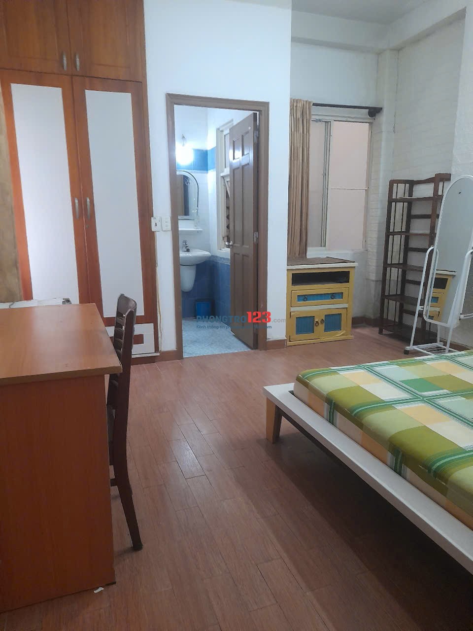 Phòng 3 cửa sổ,dt 24m quận 10 đẳng cấp full đồ 4.5tr/m2