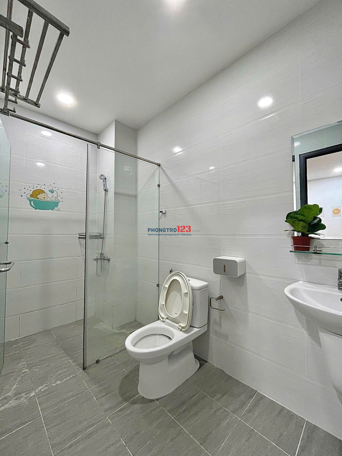 CHÍNH CHỦ CHO THUÊ CĂN HỘ 2 PHÒNG NGỦ GẦN SÂN BAY