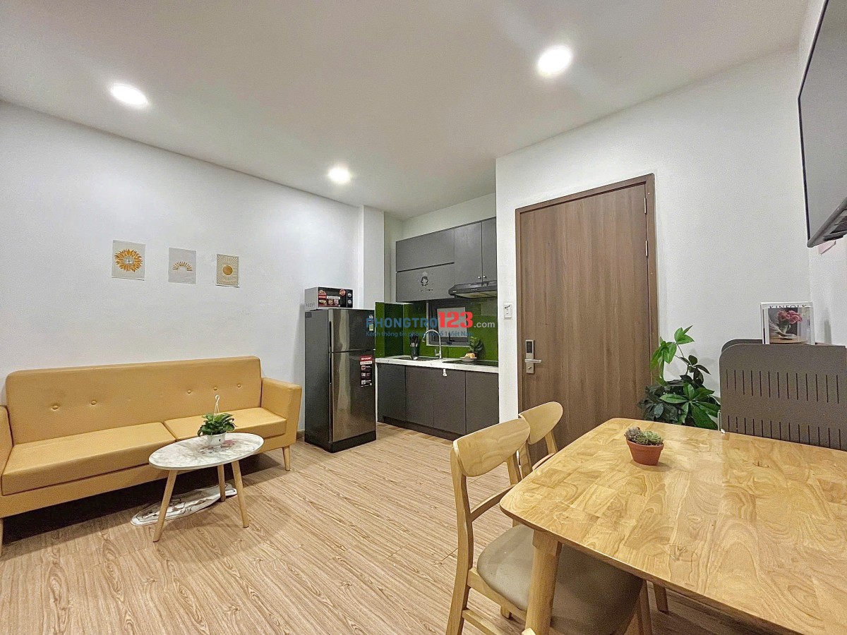 CHÍNH CHỦ CHO THUÊ CĂN HỘ 2 PHÒNG NGỦ GẦN SÂN BAY