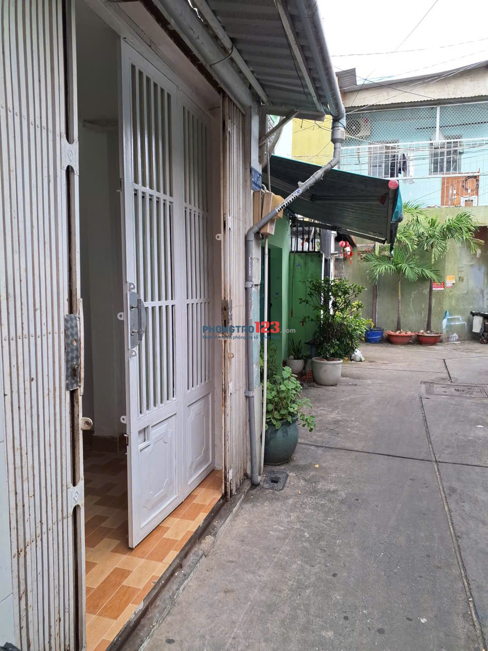 Nhà nguyên căn, Trệt lửng lầu 2PN, Q1 đủ tiện nghi giá 7tr điện nước giá nhà nước
