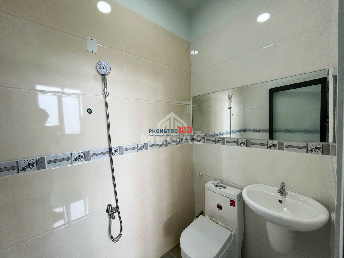 studio ban công ngay Go Dĩ An - gần làng đại học