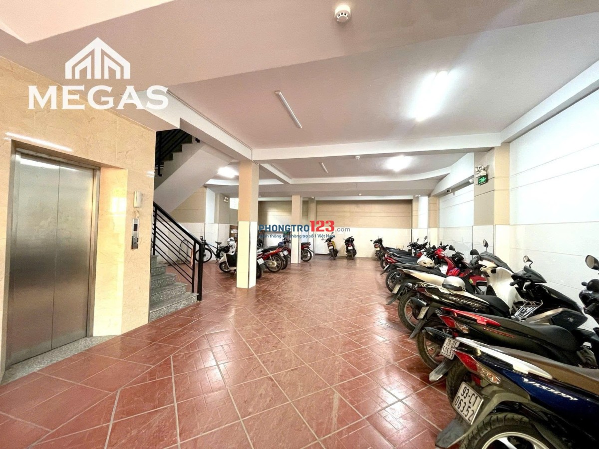 studio ban công ngay Go Dĩ An - gần làng đại học