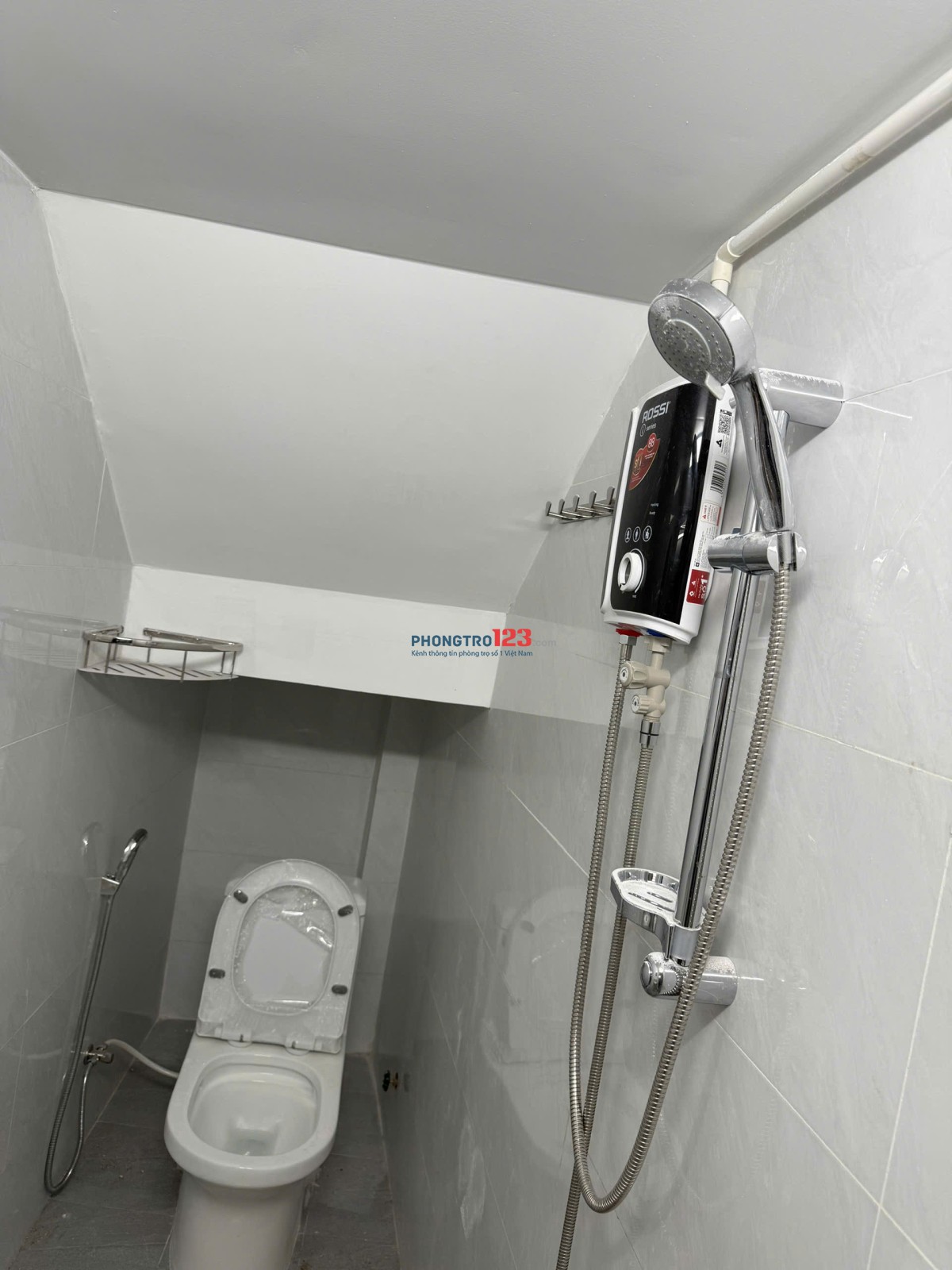 Cho Thuê Phòng Mới xây Gần UEH Giá Rẻ Tại Ngô Gia Tự Q10