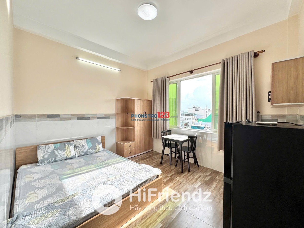 CHDV mới Thang Máy Cửa Sổ Lớn ở Trần Hưng Đạo Quận 5