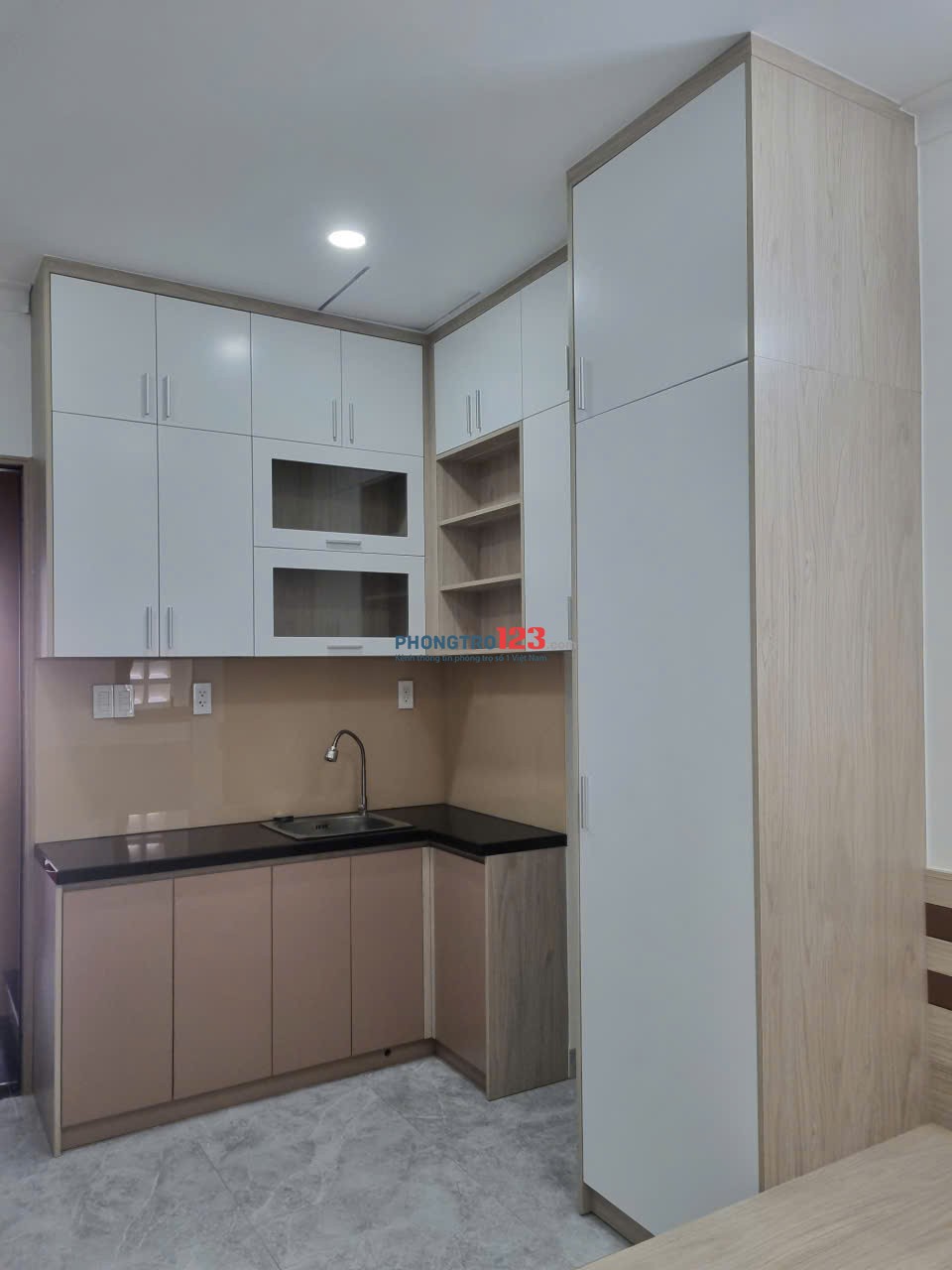 Chính chủ cho thuê phòng dạng CHDV mới xây tại khu sầm uất Lê Quang Định, quận Bình Thạnh