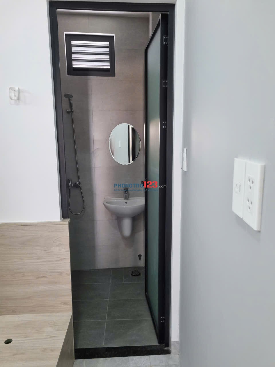 Chính chủ cho thuê phòng dạng CHDV mới xây tại khu sầm uất Lê Quang Định, quận Bình Thạnh