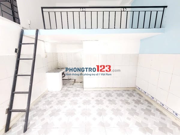 Phòng Tháng 11 Cho Sinh Viên Làng Đại Học Giờ Tự Do - KO chủ, Nguyễn Tri Phương