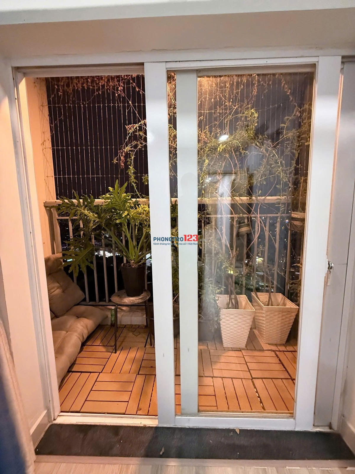 12tr5/tháng, Căn góc, 2PN, 2WC, C/c Screc, Trường Sa, P12, Q3.