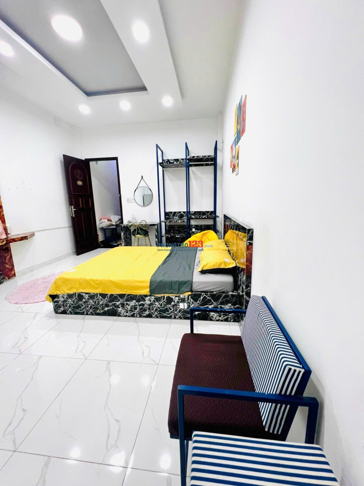 HOÀNG HOA THÁM, P12 – PHÒNG CỬA SỔ THOÁNG MÁT, GẦN SÂN BAY 