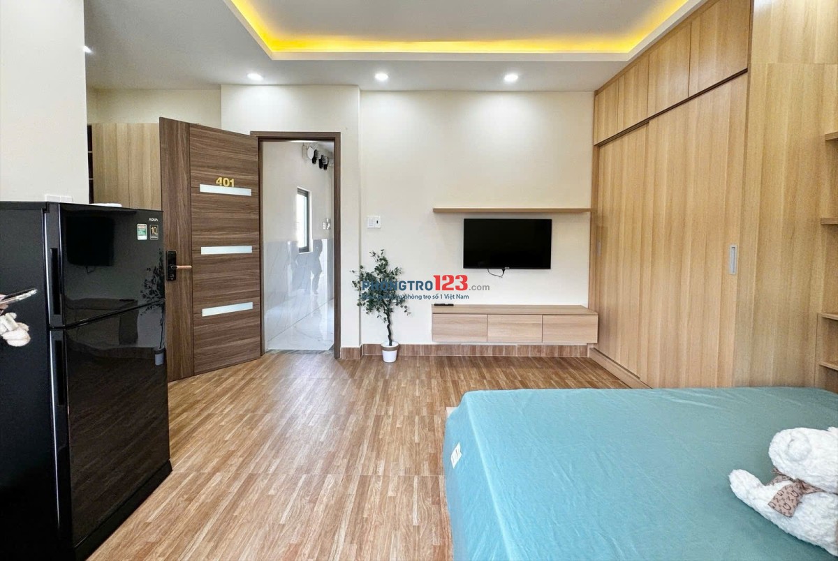  Cho Thuê Studio Rộng Rãi – Full Nội Thất – Cửa Sổ Trời Siêu Thoáng Tại Tống Văn Hên, Tân Bình 