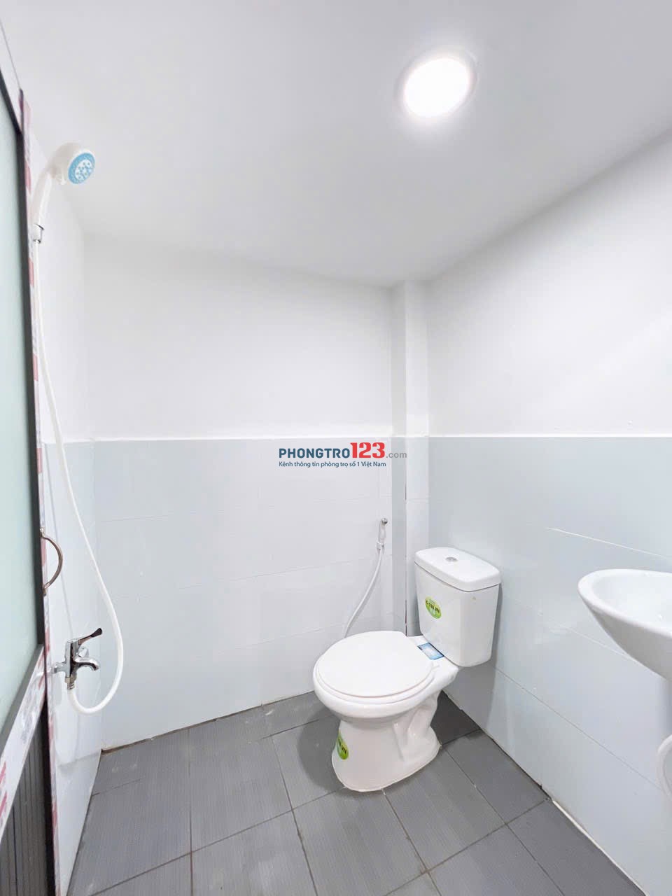 CHỈ 3tr6. PHÒNG TRỆT CÓ GÁC + MÁY LẠNH Ở LIỀN NGAY PHẠM VĂN CHIÊU - FREE XE + MÁY GIẶT CHUNG